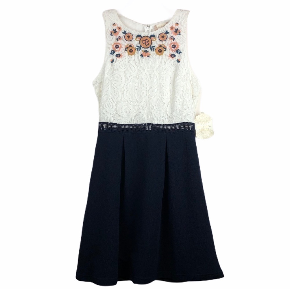 NWT Altar’d State Floral Lace Cream and Navy Blue Sleeveless Dress Size S